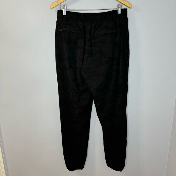 Athleta Brooklyn Textured Lined Jogger Black Camo 10Tall - Picture 8 of 11